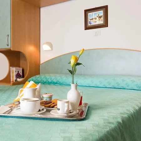 Hotel Ivonne Garni